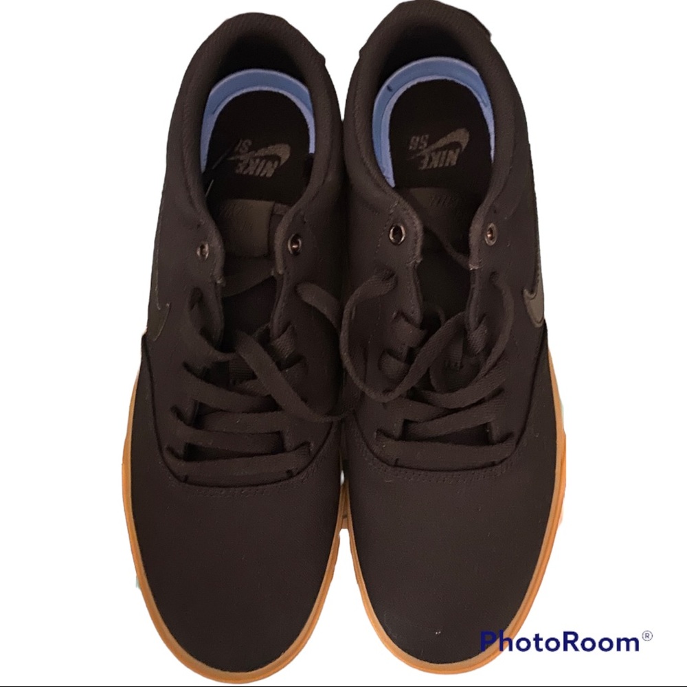 COPY - Nike SB Charge